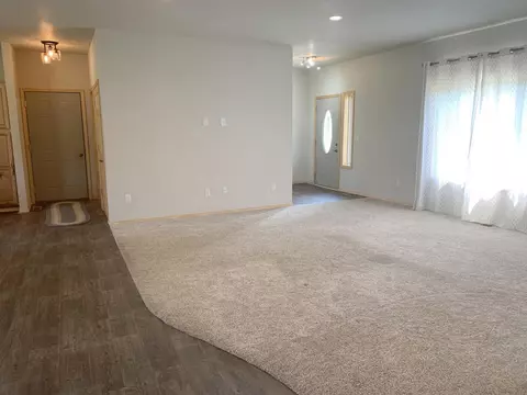 5728 Olive Tree Dr, Bismarck, ND 58503 photo 15