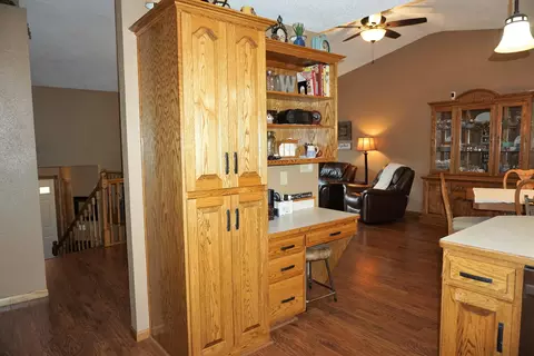 7455 Chestnut Dr, Bismarck, ND 58504 photo 7