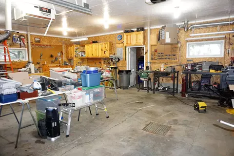 7455 Chestnut Dr, Bismarck, ND 58504 photo 35