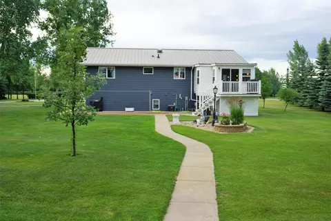 7455 Chestnut Dr, Bismarck, ND 58504 photo 39