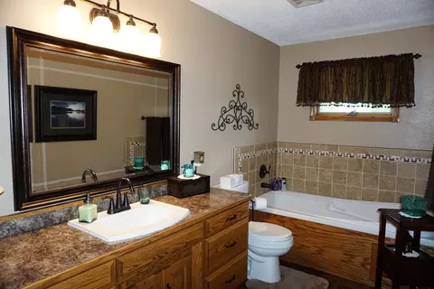 7455 Chestnut Dr, Bismarck, ND 58504 photo 16