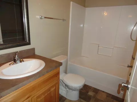 5009 37th Ave NW, Mandan, ND 58554 photo 10