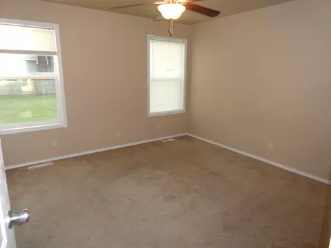 5009 37th Ave NW, Mandan, ND 58554 photo 9