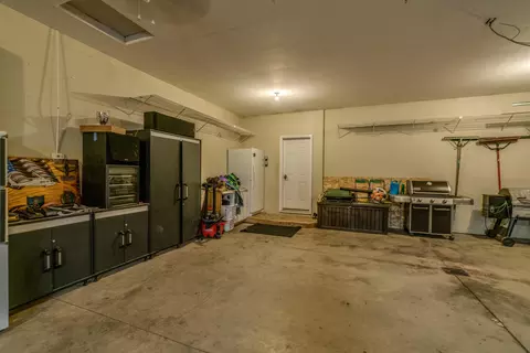 7620 Limestone Ln, Bismarck, ND 58503 photo 42