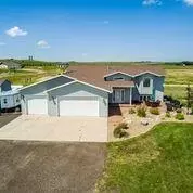7620 Limestone Ln, Bismarck, ND 58503 photo 1