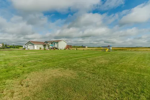 7620 Limestone Ln, Bismarck, ND 58503 photo 46
