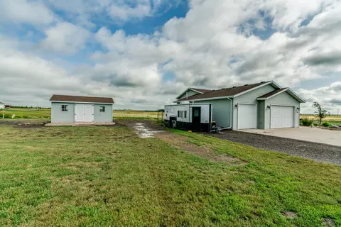 7620 Limestone Ln, Bismarck, ND 58503 photo 52