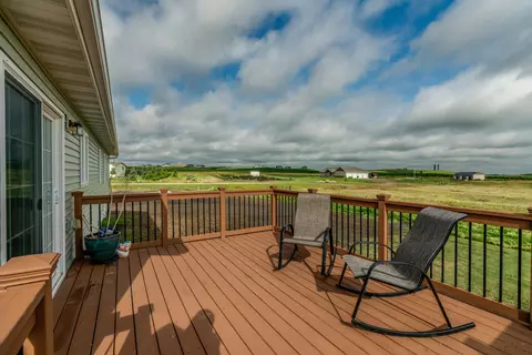 7620 Limestone Ln, Bismarck, ND 58503 photo 20
