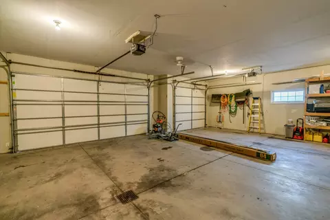 7620 Limestone Ln, Bismarck, ND 58503 photo 43