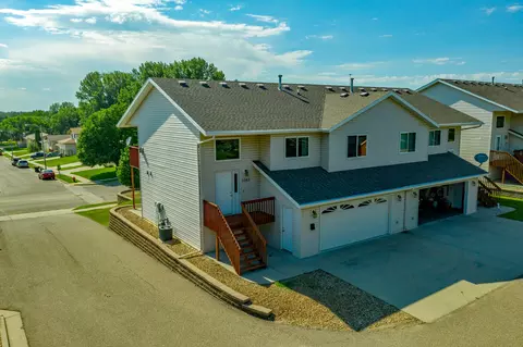 1083 E Turnpike Ave, Bismarck, ND 58501 photo 23