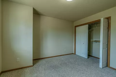 1083 E Turnpike Ave, Bismarck, ND 58501 photo 16