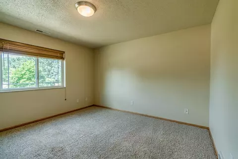 1083 E Turnpike Ave, Bismarck, ND 58501 photo 20