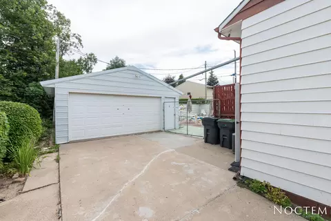 703 14th St NW, Mandan, ND 58554 photo 22