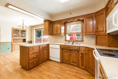 703 14th St NW, Mandan, ND 58554 photo 10