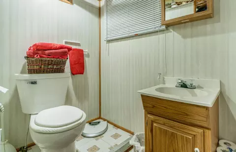 535 Sunset Pl, Bismarck, ND 58504 photo 18