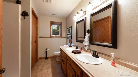 9410 Plainview Dr, Bismarck, ND 58503 photo 45