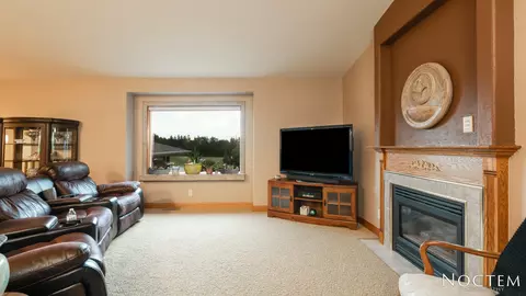 9410 Plainview Dr, Bismarck, ND 58503 photo 27