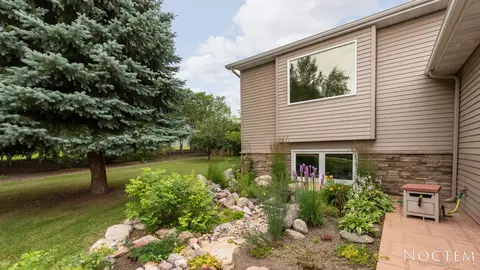 9410 Plainview Dr, Bismarck, ND 58503 photo 54
