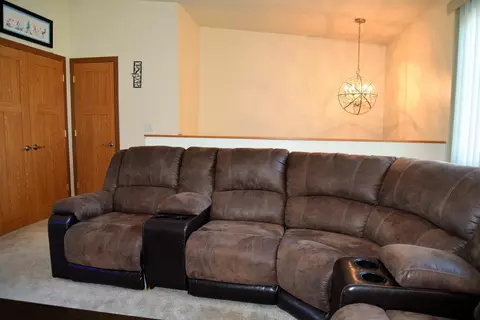 3259 Capitol Ave E, Bismarck, ND 58501 photo 5