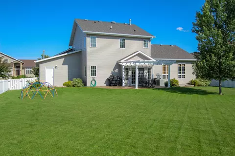 4512 Boulder Ridge Rd, Bismarck, ND 58503 photo 34
