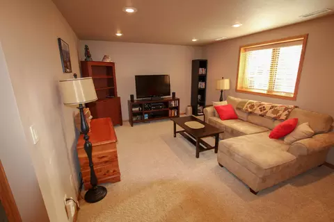 4512 Boulder Ridge Rd, Bismarck, ND 58503 photo 26