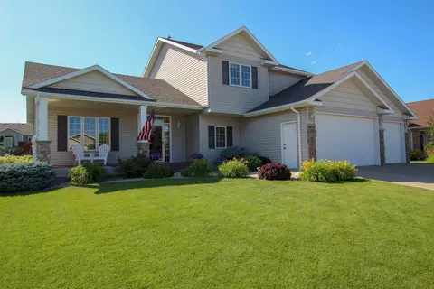 4512 Boulder Ridge Rd, Bismarck, ND 58503 photo 1