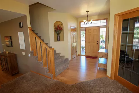 4512 Boulder Ridge Rd, Bismarck, ND 58503 photo 6
