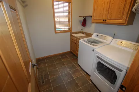 4512 Boulder Ridge Rd, Bismarck, ND 58503 photo 15