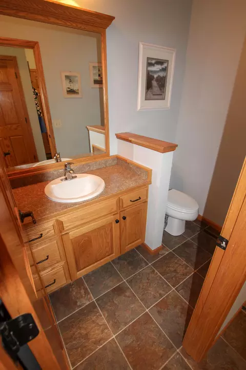 4512 Boulder Ridge Rd, Bismarck, ND 58503 photo 14