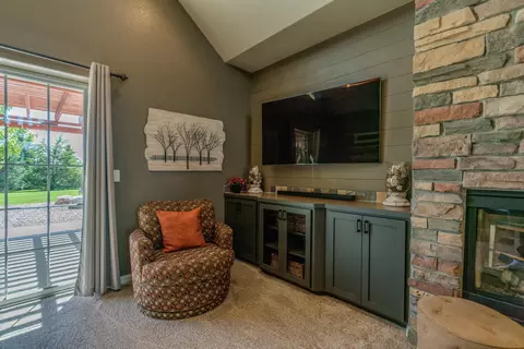 3523 Bottom Rd, Bismarck, ND 58504 photo 7