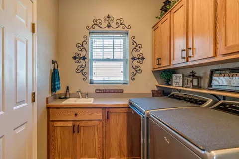 3523 Bottom Rd, Bismarck, ND 58504 photo 18
