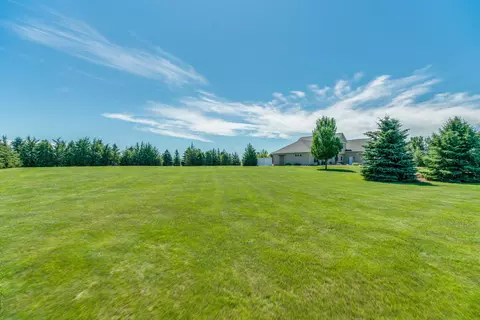 3523 Bottom Rd, Bismarck, ND 58504 photo 67