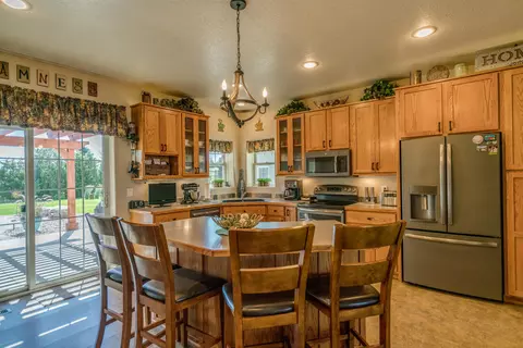 3523 Bottom Rd, Bismarck, ND 58504 photo 10