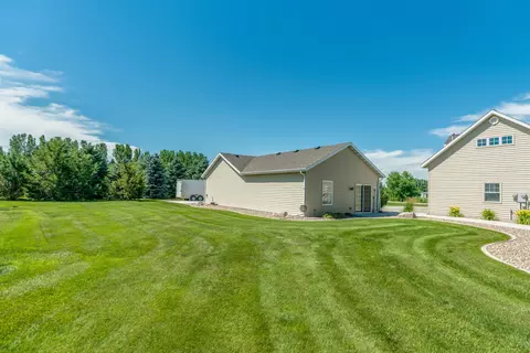 3523 Bottom Rd, Bismarck, ND 58504 photo 62