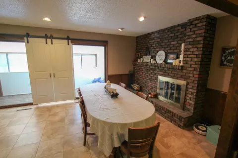 2537 E Boulevard Ave, Bismarck, ND 58501 photo 13