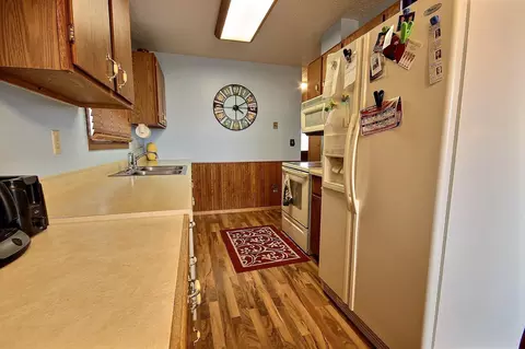 53 Custer Dr, Lincoln, ND 58504 photo 5