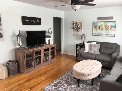 112 Hill St, Bismarck, ND 58504 photo 4