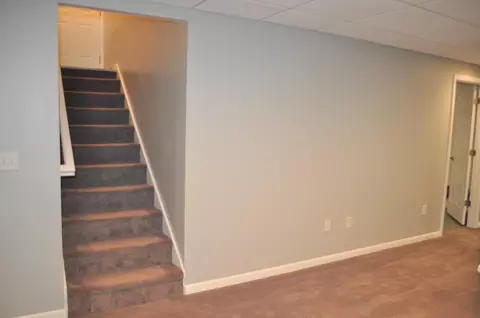 112 Hill St, Bismarck, ND 58504 photo 14
