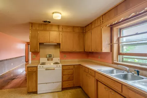 1227 18th St, Bismarck, ND 58501 photo 17