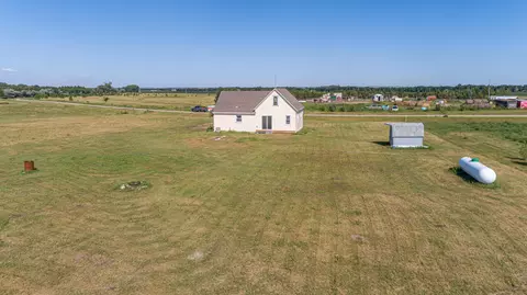 16901 Menoken Dr, Menoken, ND 58558 photo 3