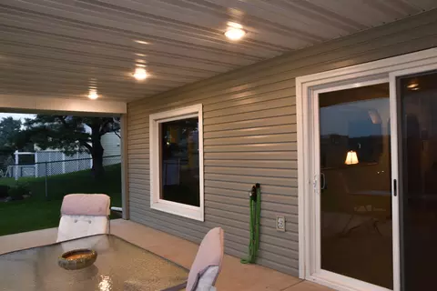 1306 Territory Dr, Bismarck, ND 58503 photo 14
