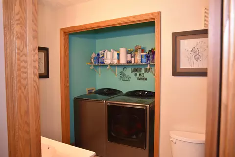 1306 Territory Dr, Bismarck, ND 58503 photo 21