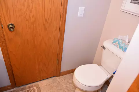 1306 Territory Dr, Bismarck, ND 58503 photo 27