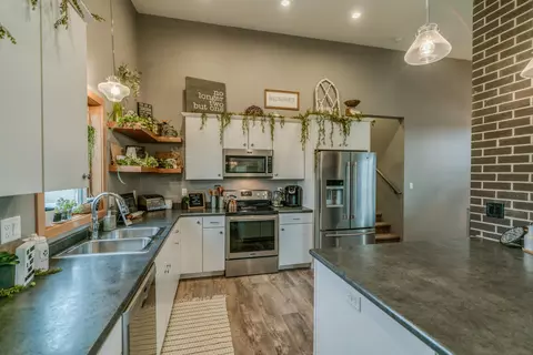 4025 Knudsen Loop, Bismarck, ND 58503 photo 19