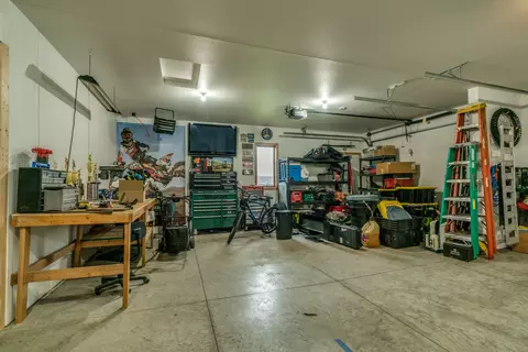 4025 Knudsen Loop, Bismarck, ND 58503 photo 46