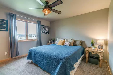 4025 Knudsen Loop, Bismarck, ND 58503 photo 30