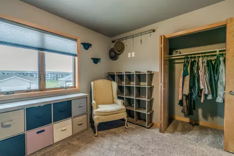 4025 Knudsen Loop, Bismarck, ND 58503 photo 28