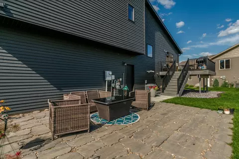 4025 Knudsen Loop, Bismarck, ND 58503 photo 9