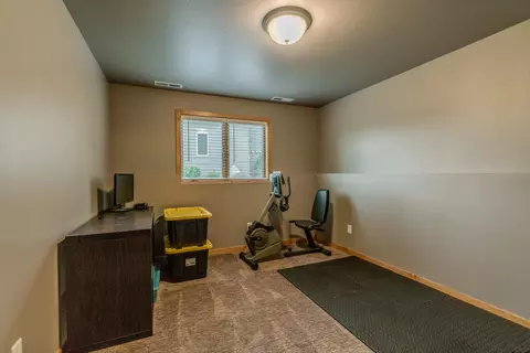 4025 Knudsen Loop, Bismarck, ND 58503 photo 39