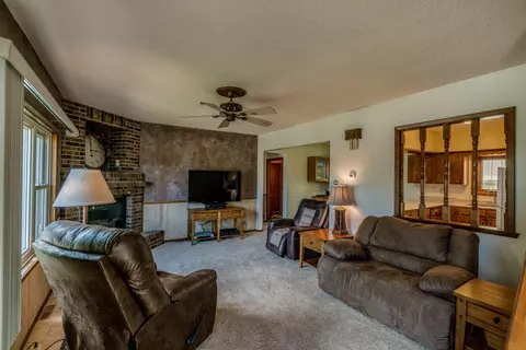 620 Summit Ave, Hebron, ND 58638 photo 7